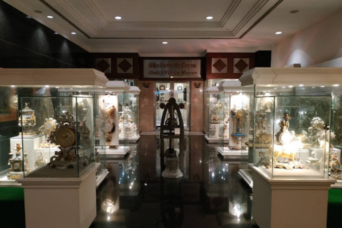 Clocks-and-Watches-Museum-4
