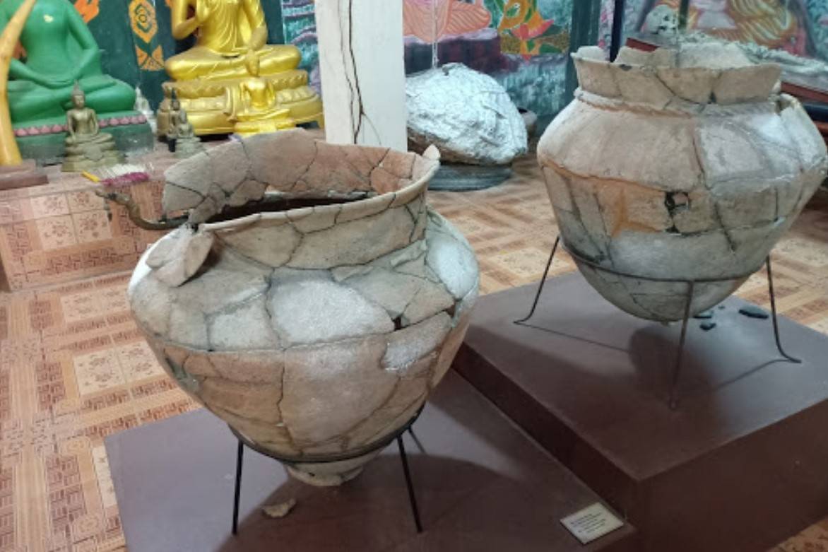 Wat-Tham-Sila-Thong-Museum-5