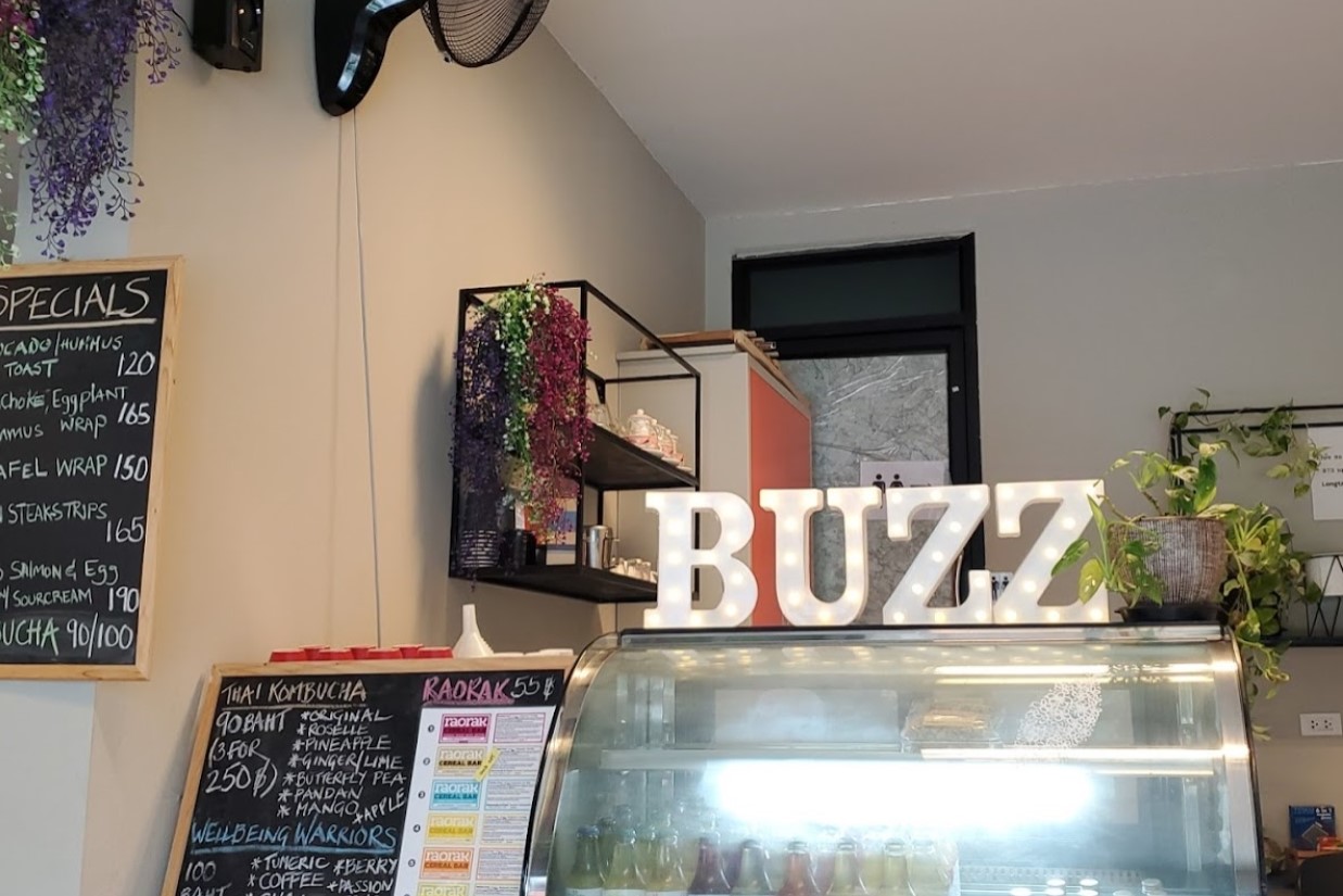 BUZZ-Organic-Food-and-Drink-3