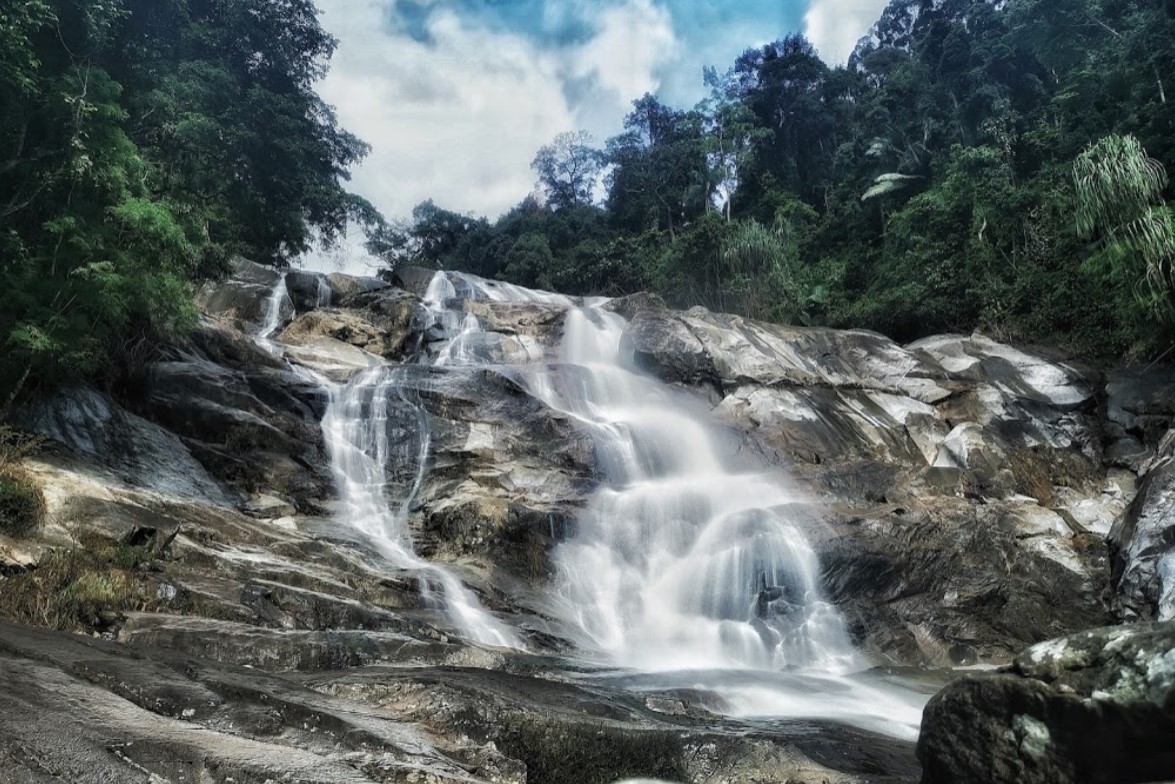Karom-Waterfall-3