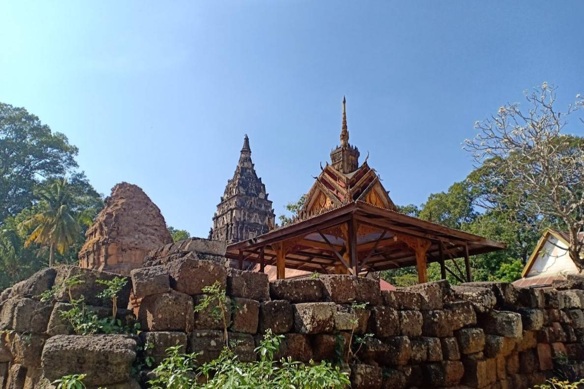Wat-Ku-Phra-Kona-2