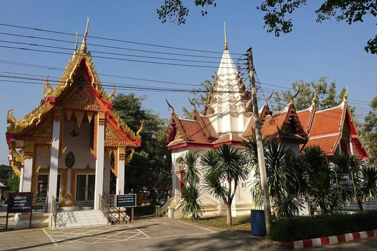 Wat-Pak-Khlong-Makham-Thao-1