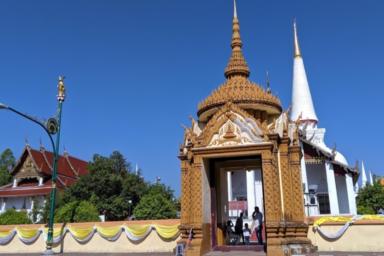 Wat-Phra-Mahathat-Nakhon-Si-Thammarat-1