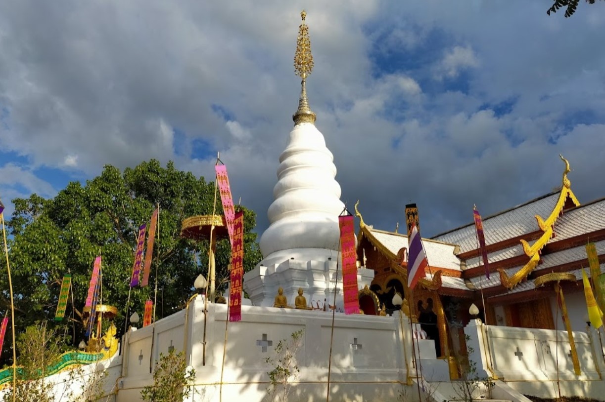 Wat-Phrathat-Doi-Leng-1