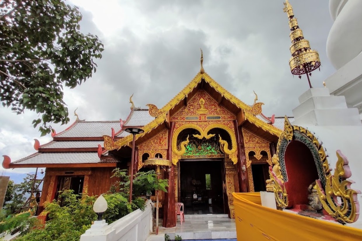 Wat-Phrathat-Doi-Leng-2