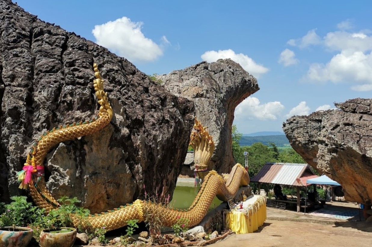 Wat-Phu-Taphao-Thong-2