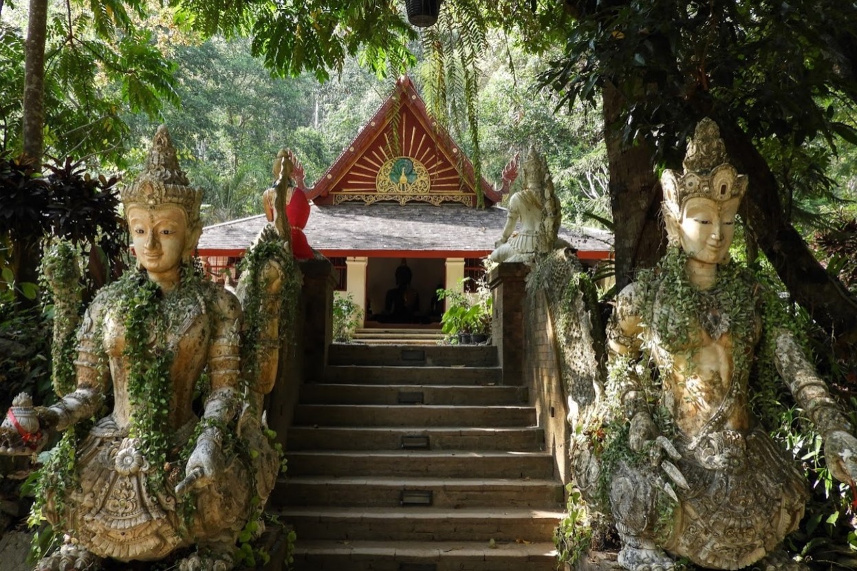 Wat-Sakithaka-Wat-Pha-Lat-1
