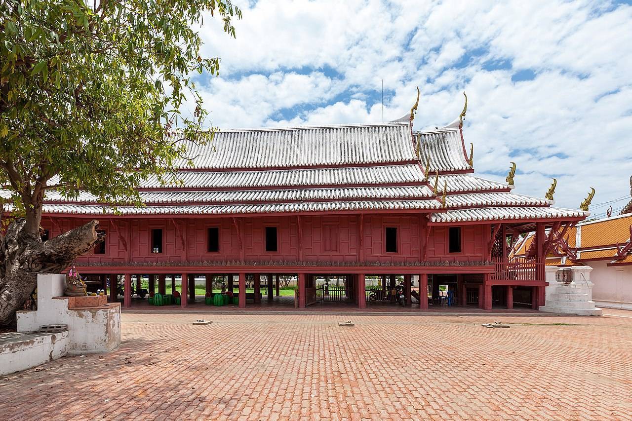 Wat-Yai-Suwannaram-4
