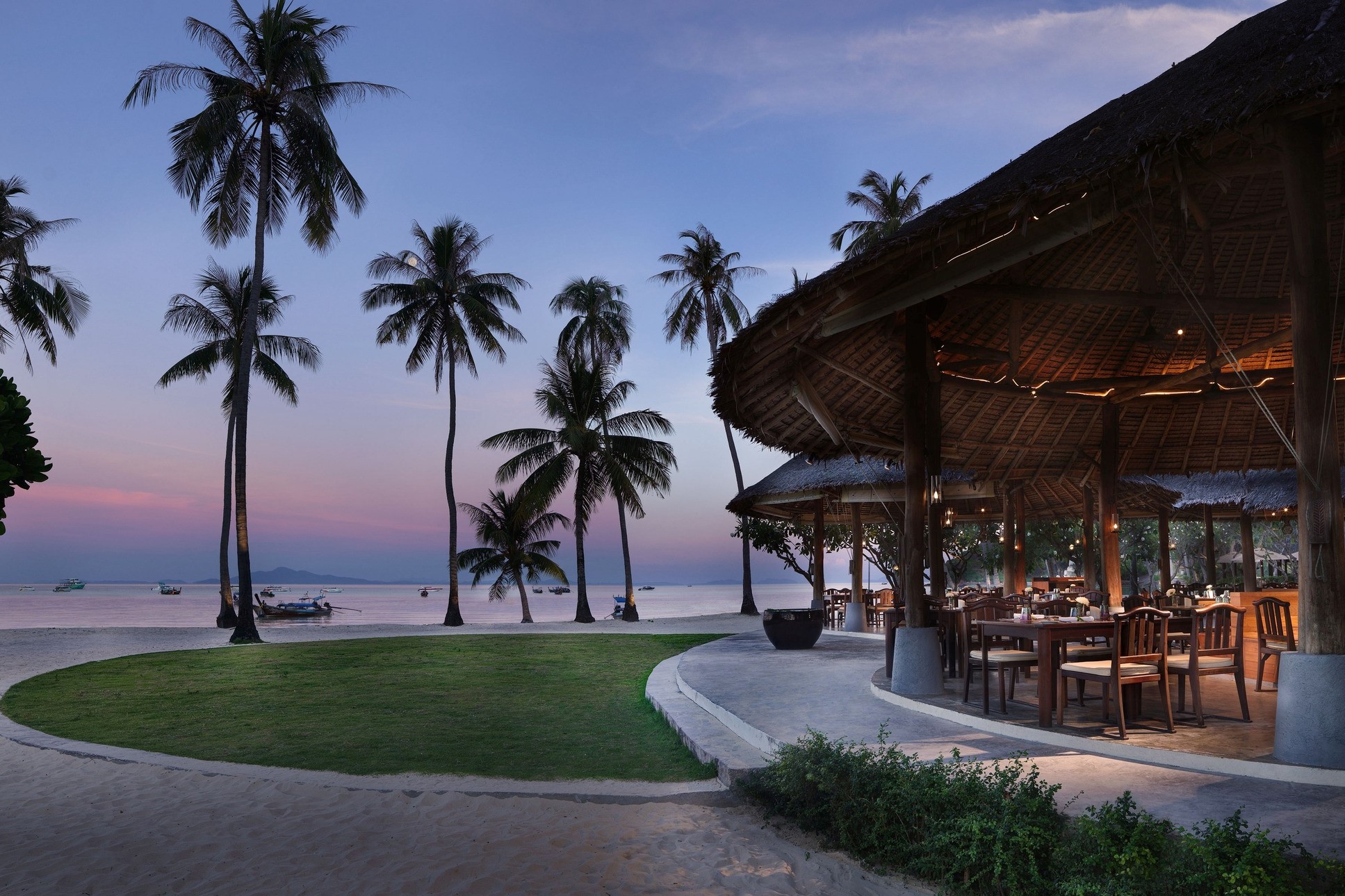 SAII-Phi-Phi-Island-Resorts-3